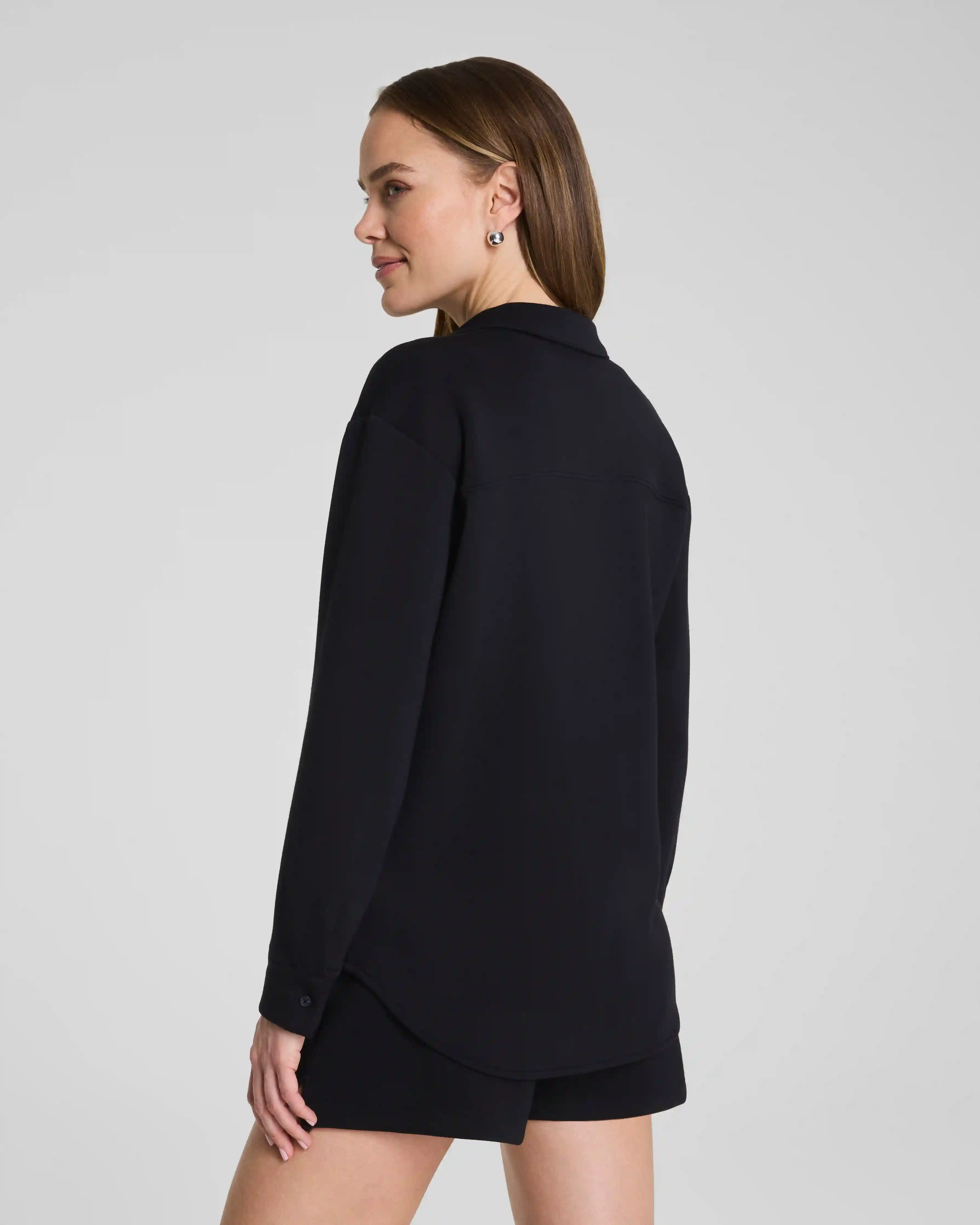 Alternative view of SPANX® AirEssentials® Oversized Button Down  | Very Black