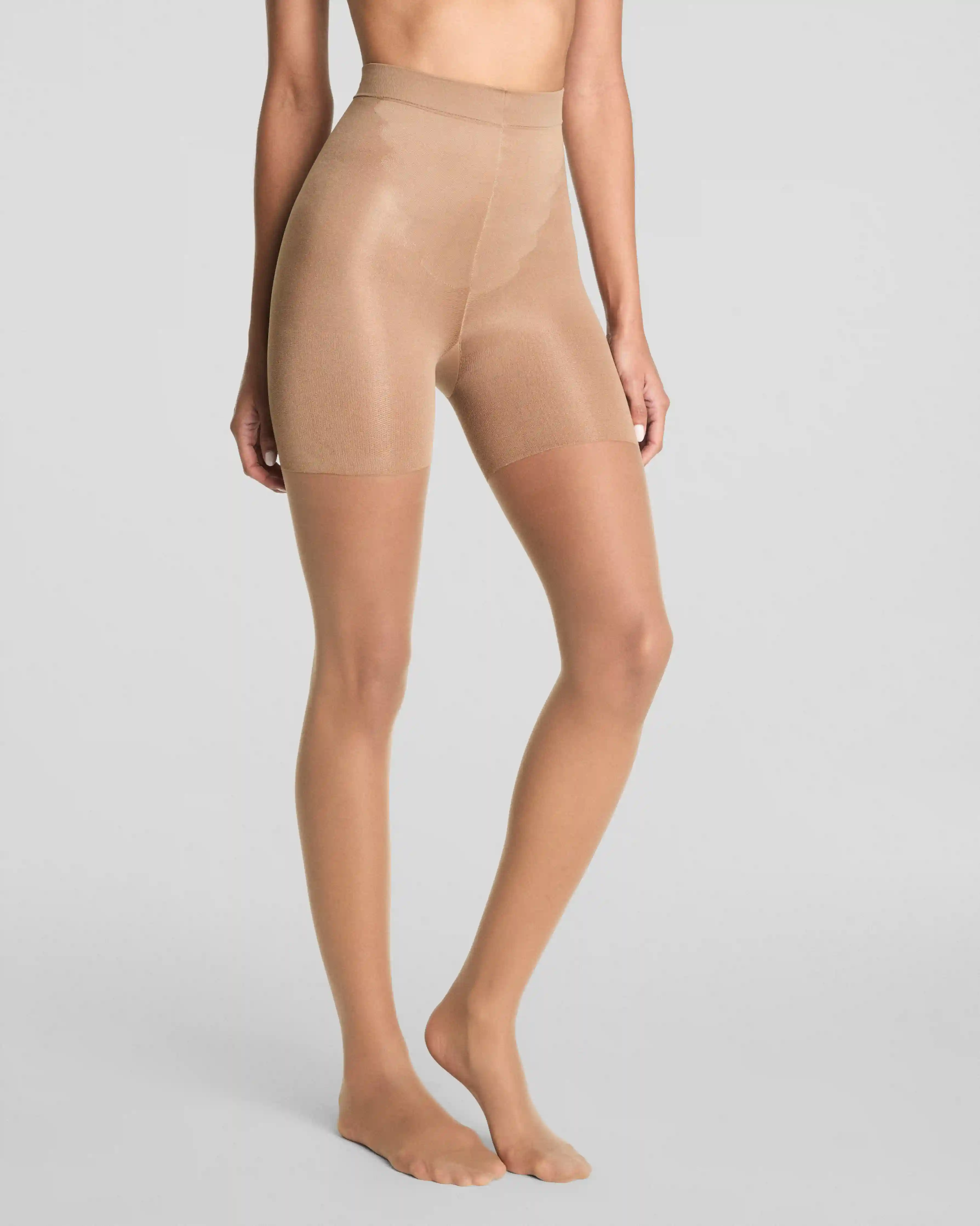 SPANXshape®  Mid-Thigh Sheers | S4