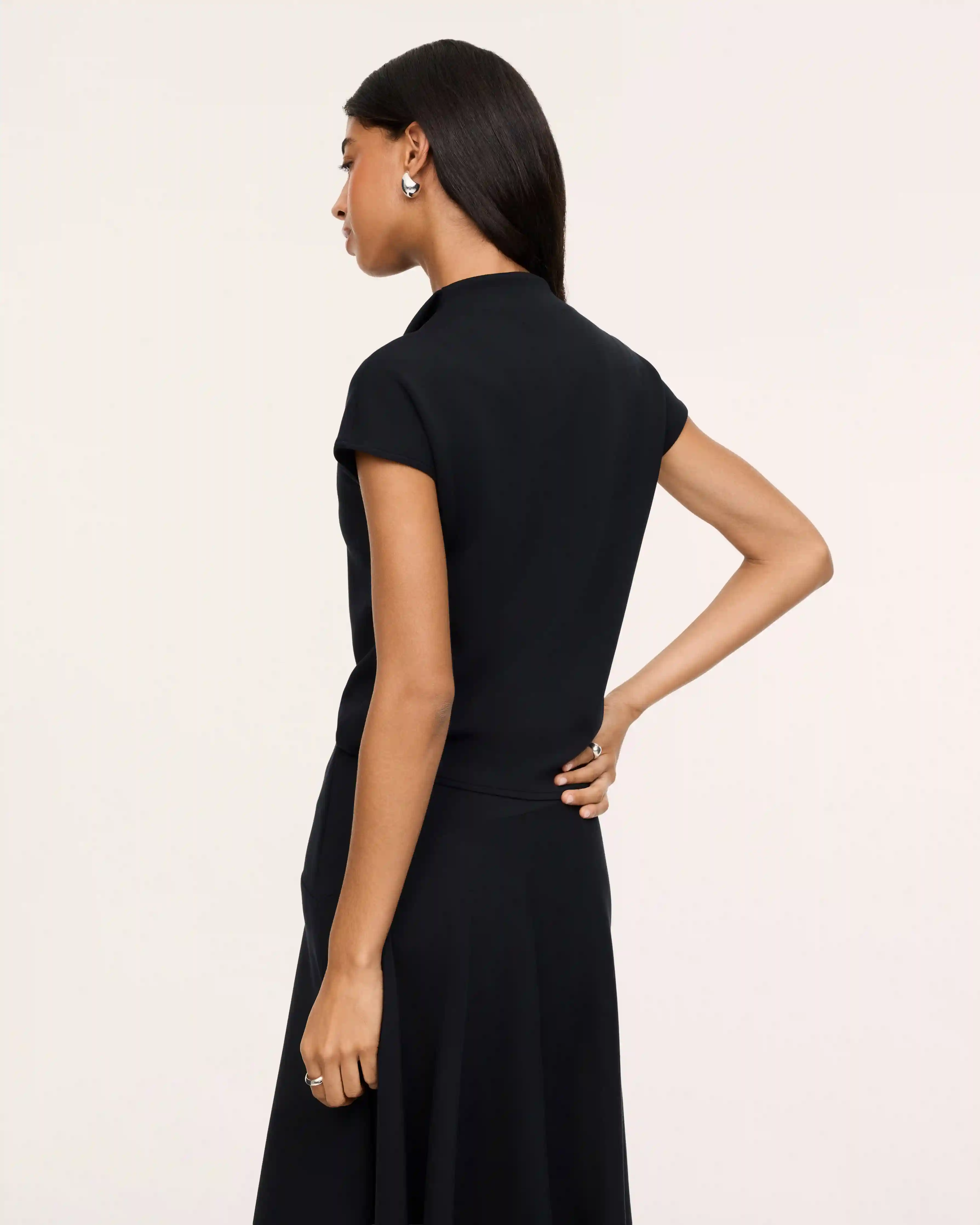 Alternative view of SPANX AirEssentials® Draped Tee | Very Black