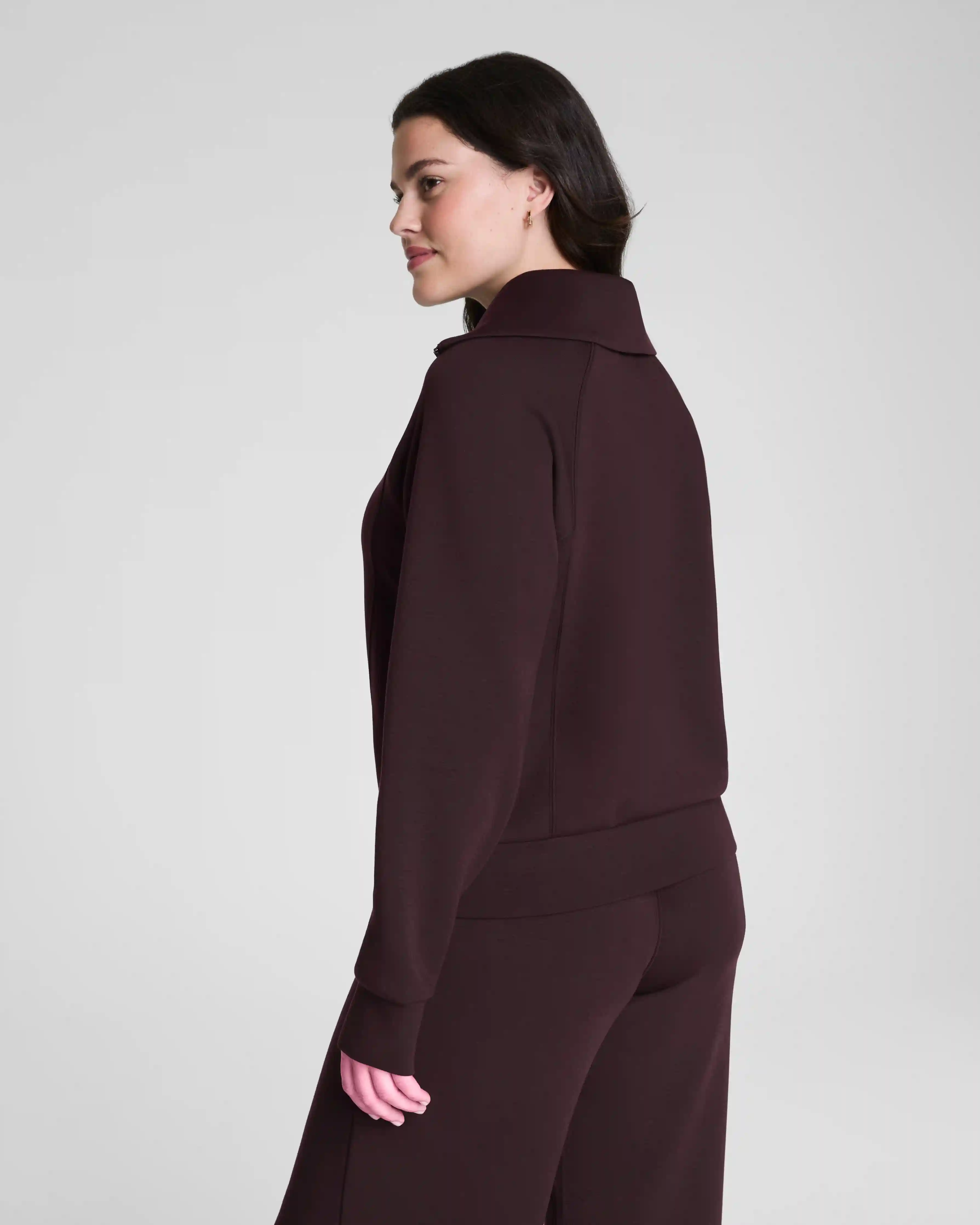 Alternative view of SPANX AirEssentials® Half Zip | Truffle Brown