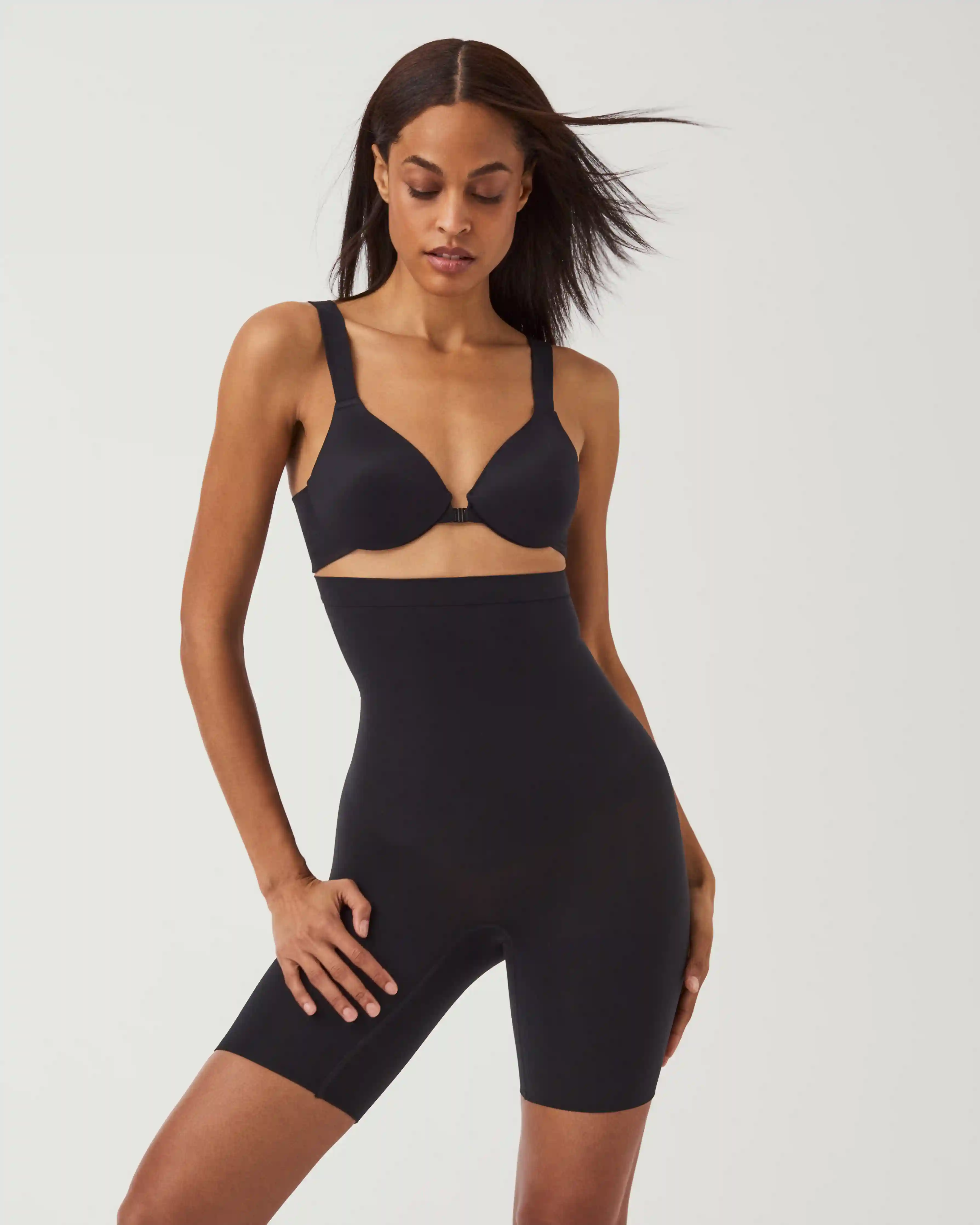 SPANXsculpt®  Seamless Power High-Waisted Mid-Thigh Short | Very Black