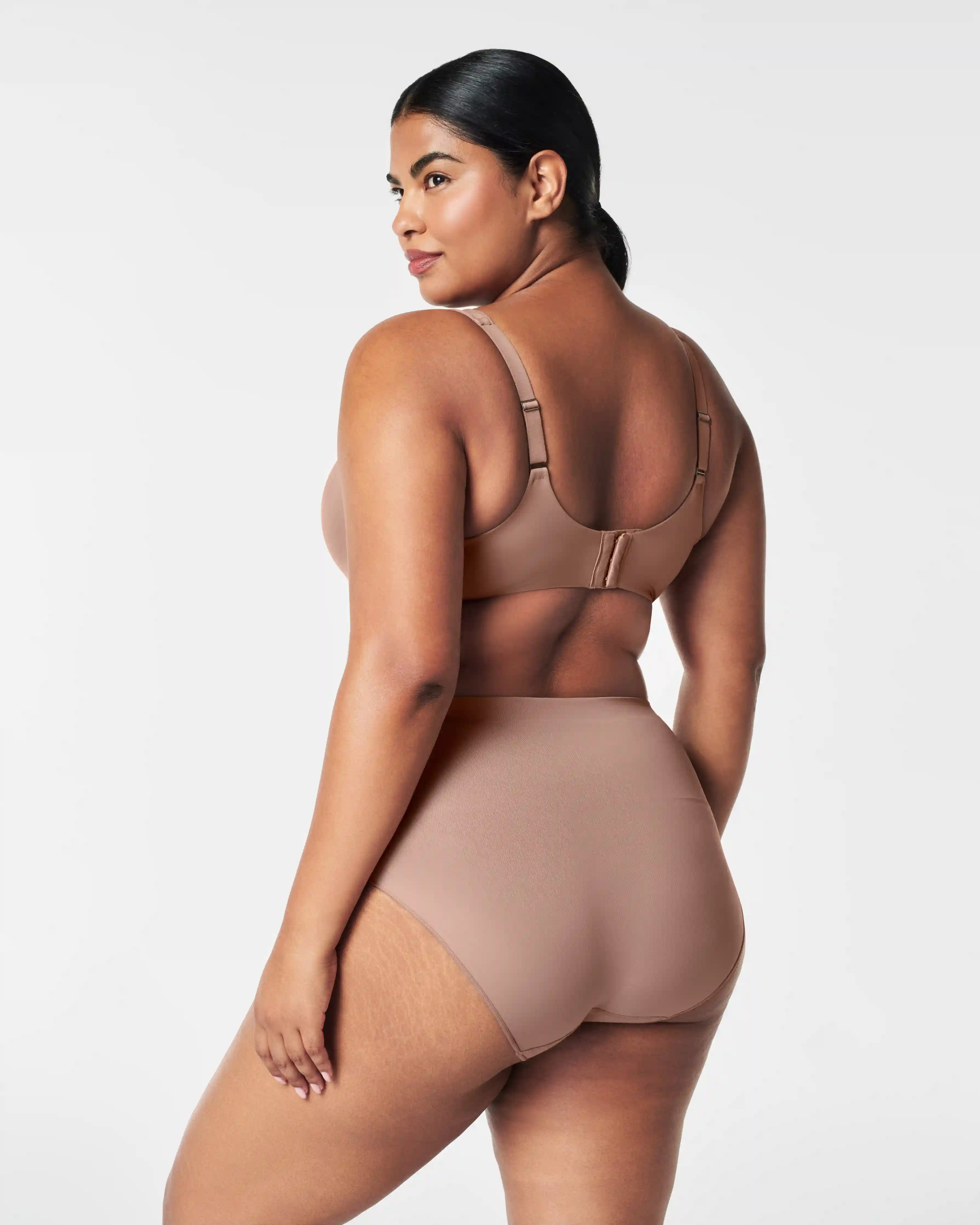 Alternative view of SPANX® Low Profile Minimizer Bra | Cafe Au Lait