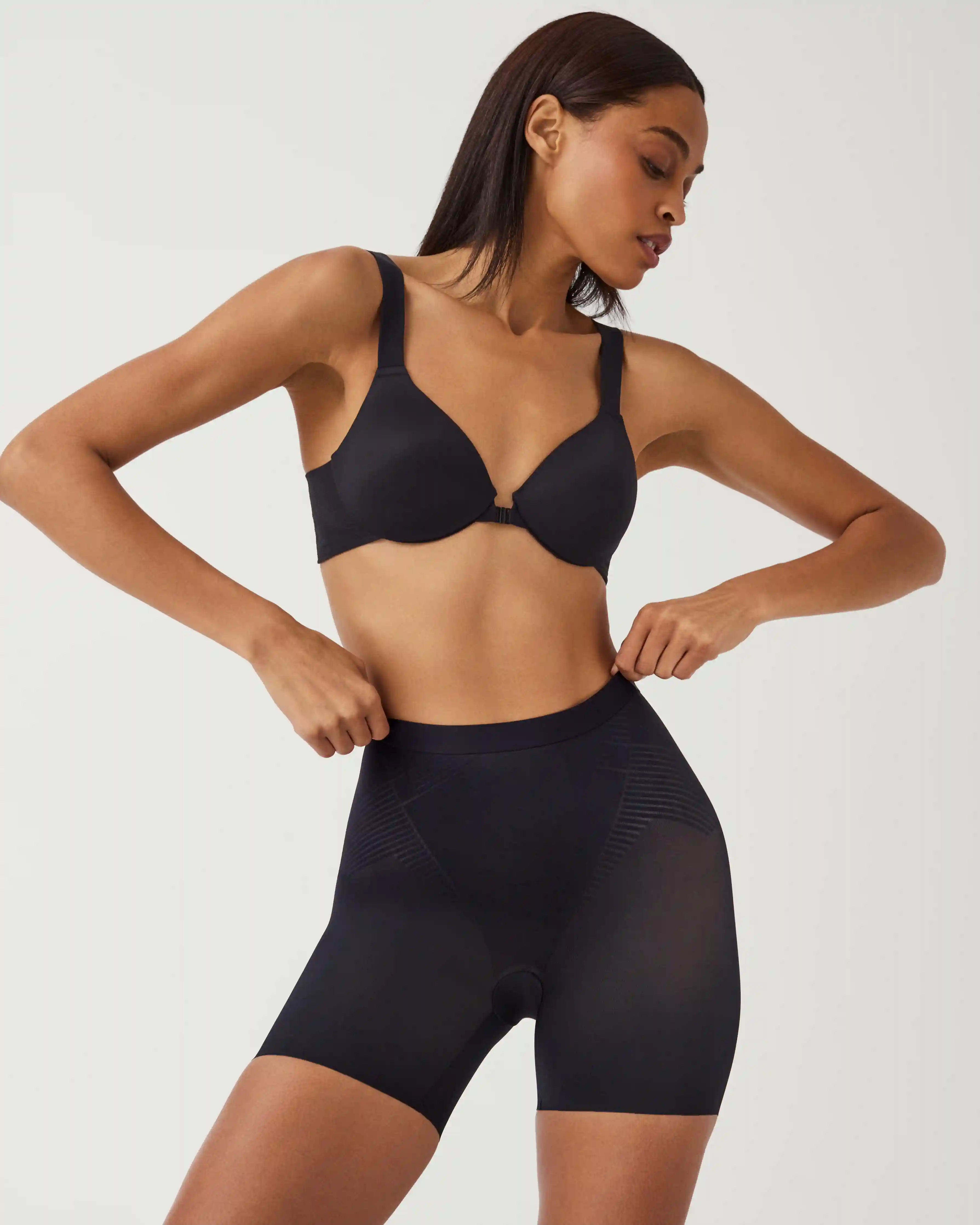 SPANXshape®  Invisible Girlshort | Very Black