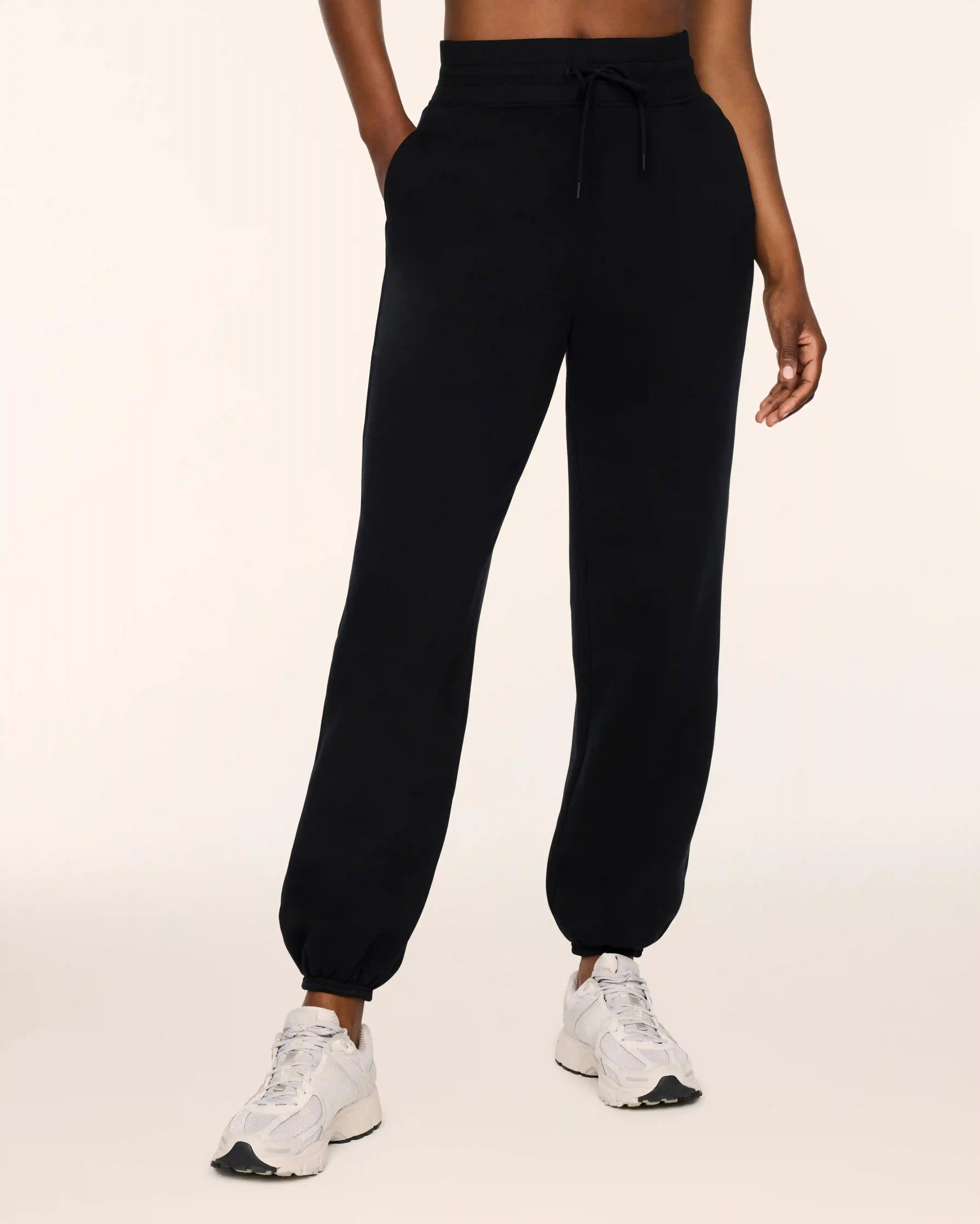 Alternative view of SPANX® BoostUp Cotton Fleece Jogger | Very Black