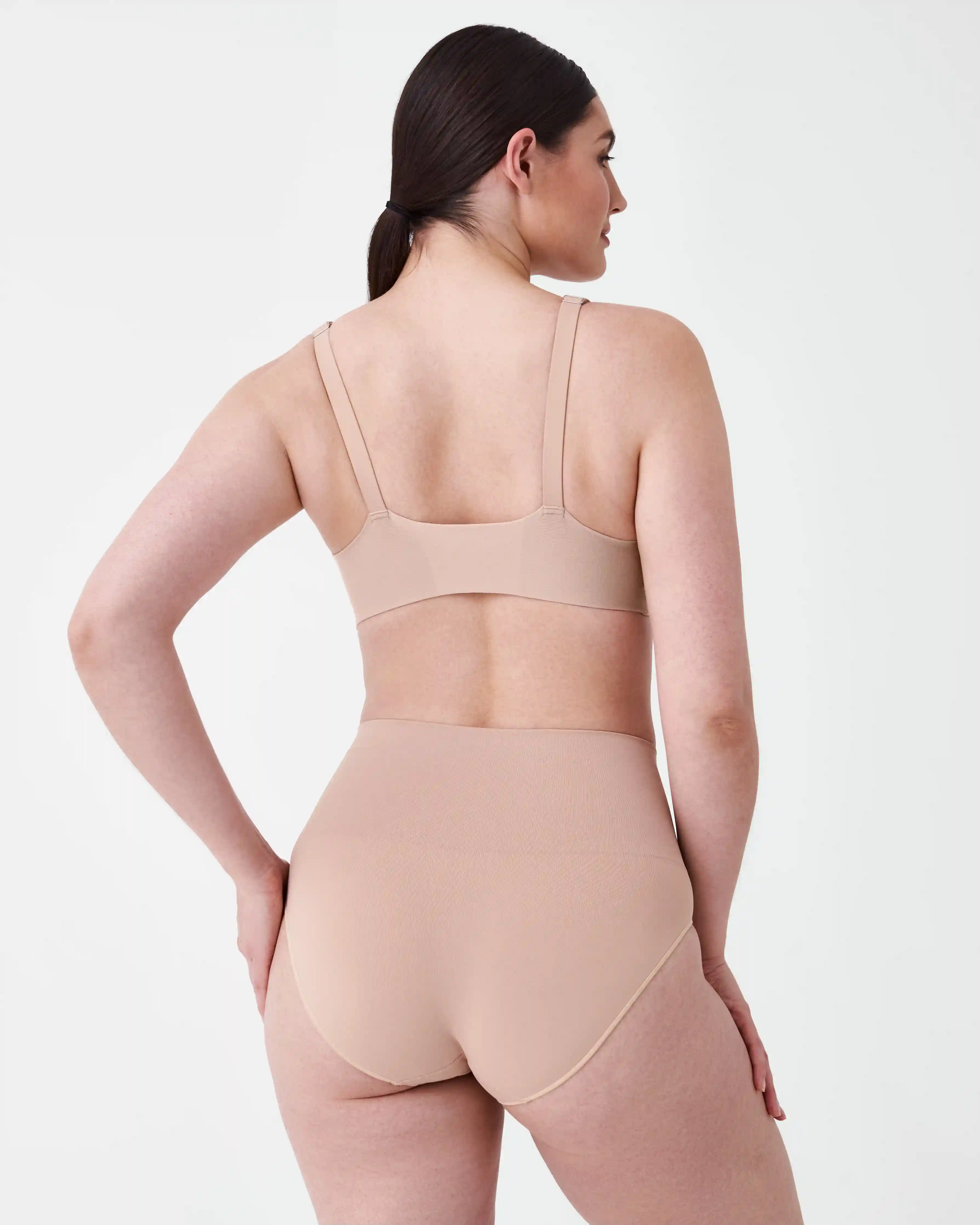 Alternative view of SPANXsmooth®  Bra-llelujah!® Adjustable Plunge Wireless Lift Bra | Toasted Oatmeal