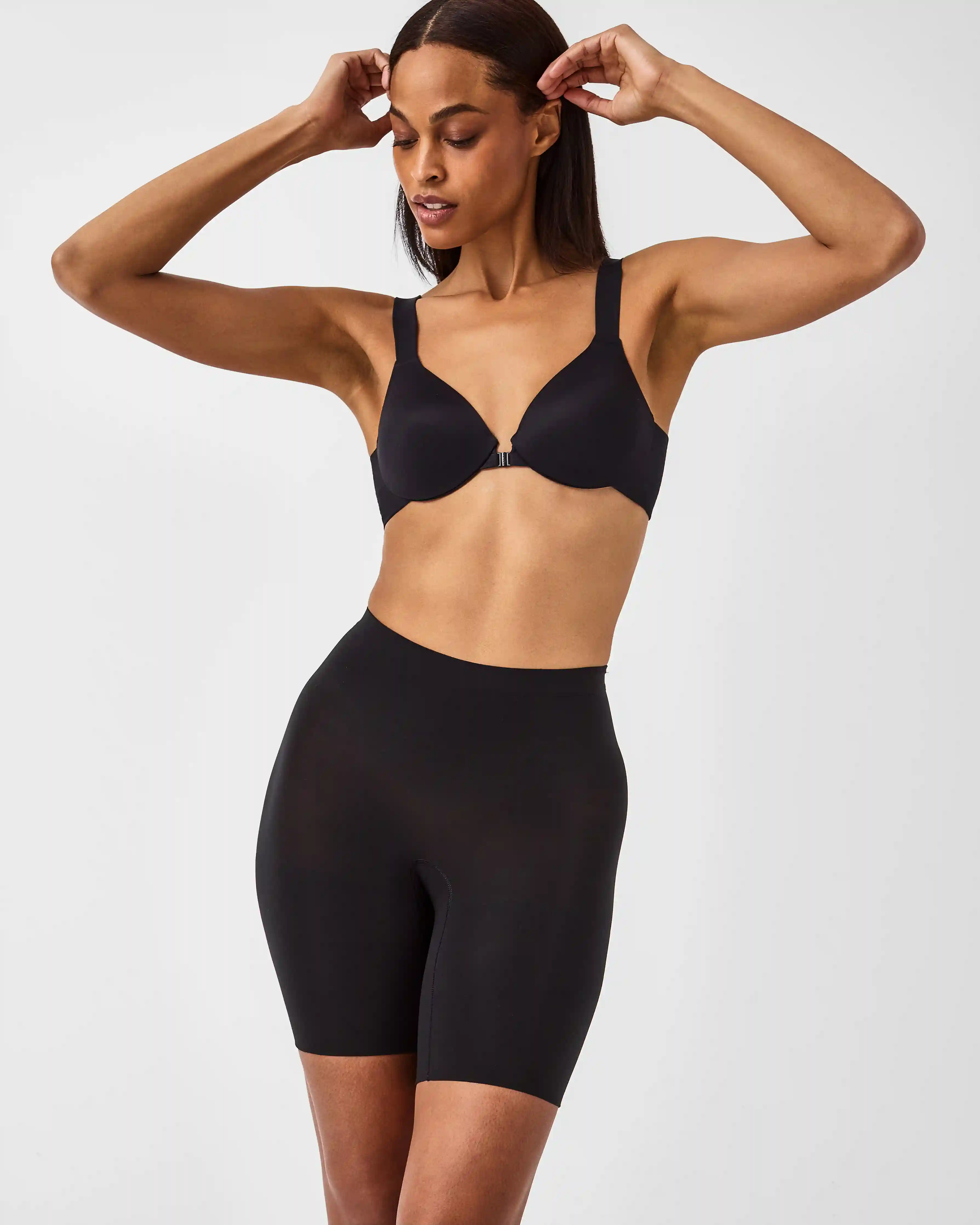 SPANXsculpt®  Seamless Power Mid-Thigh Short | Very Black
