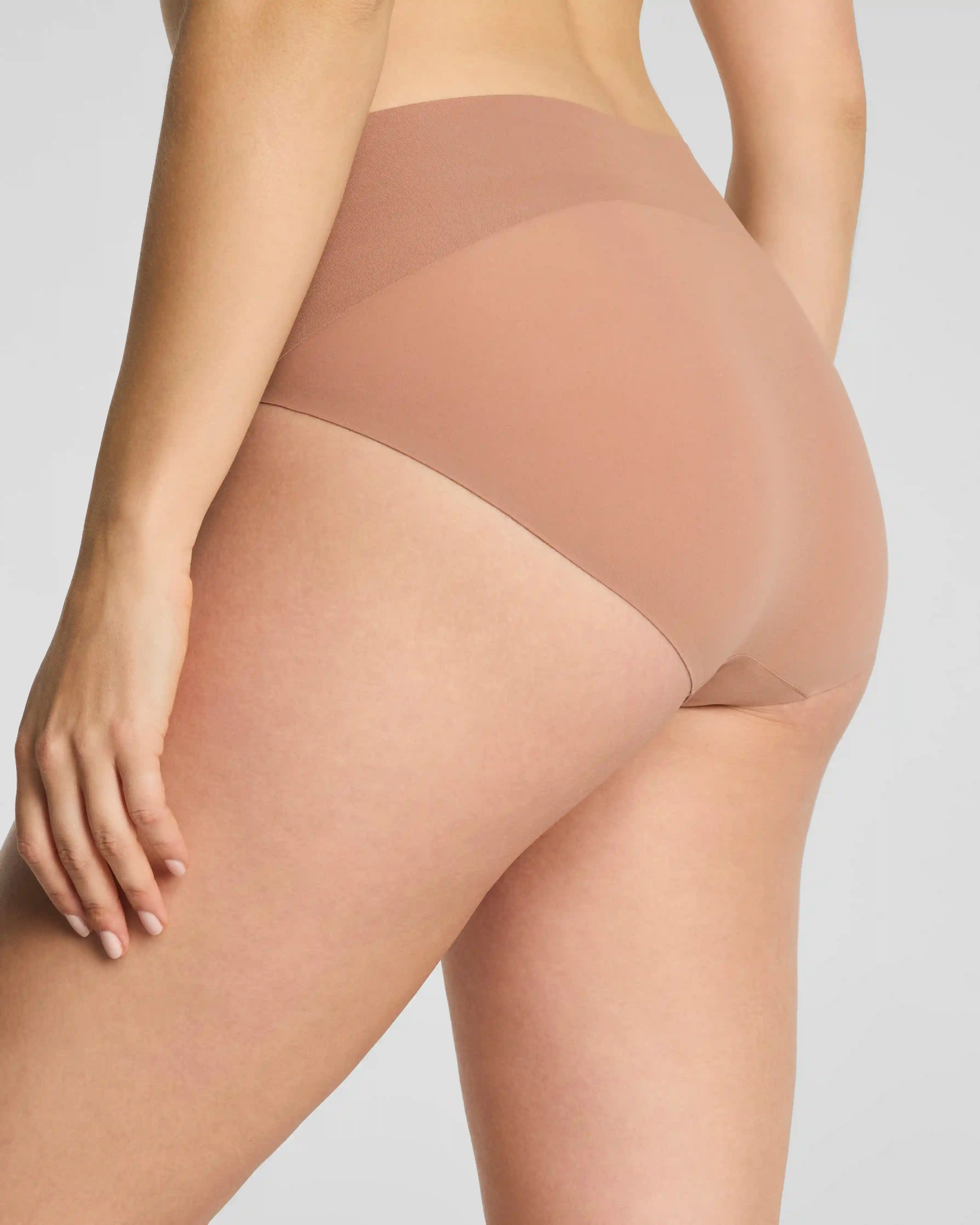 Alternative view of SPANXsupersmooth®  Undie-tectable® Hi-Leg Brief | Cinnamon