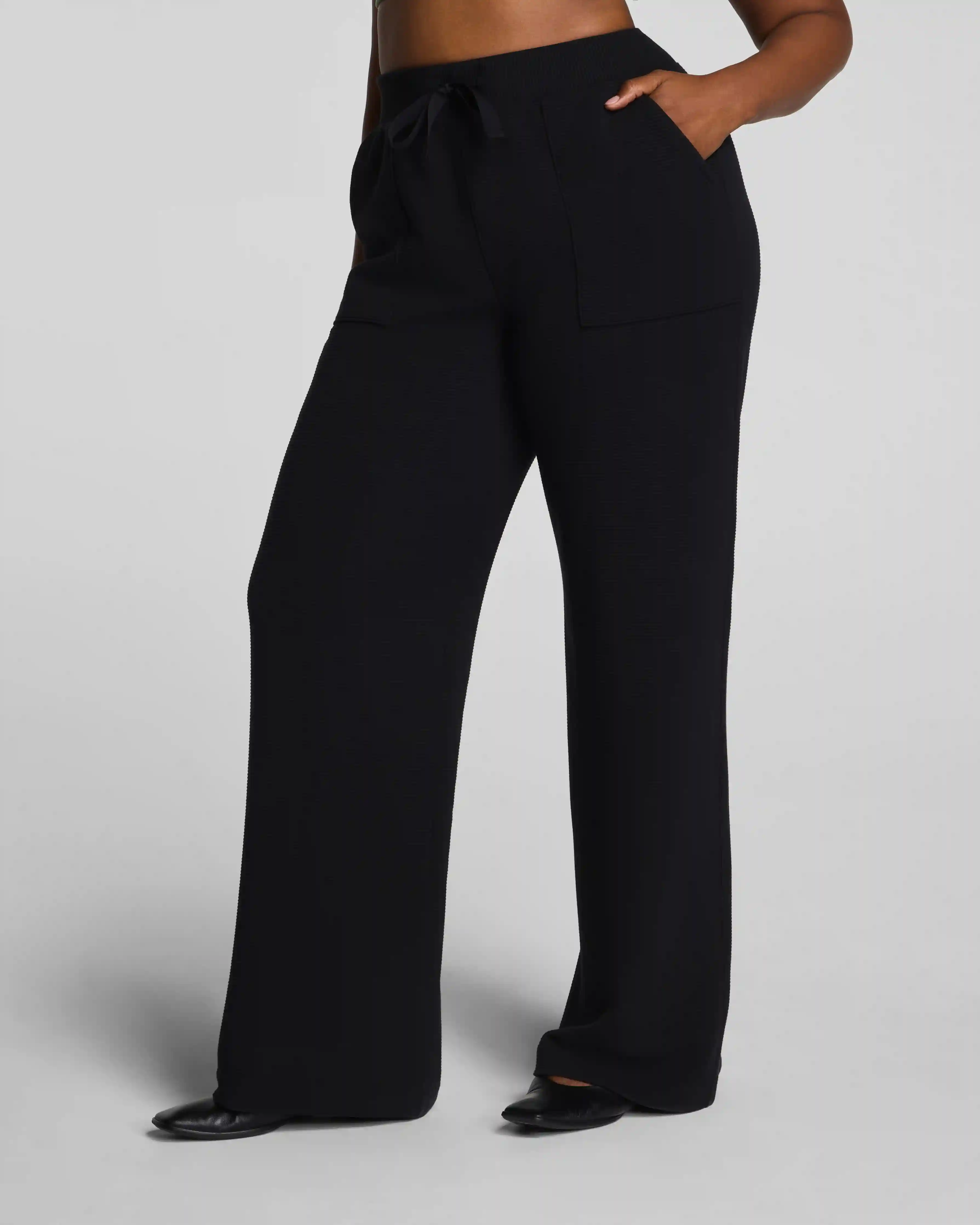 Alternative view of SPANX AirEssentials® French Rib Wide Leg Pant | Very Black