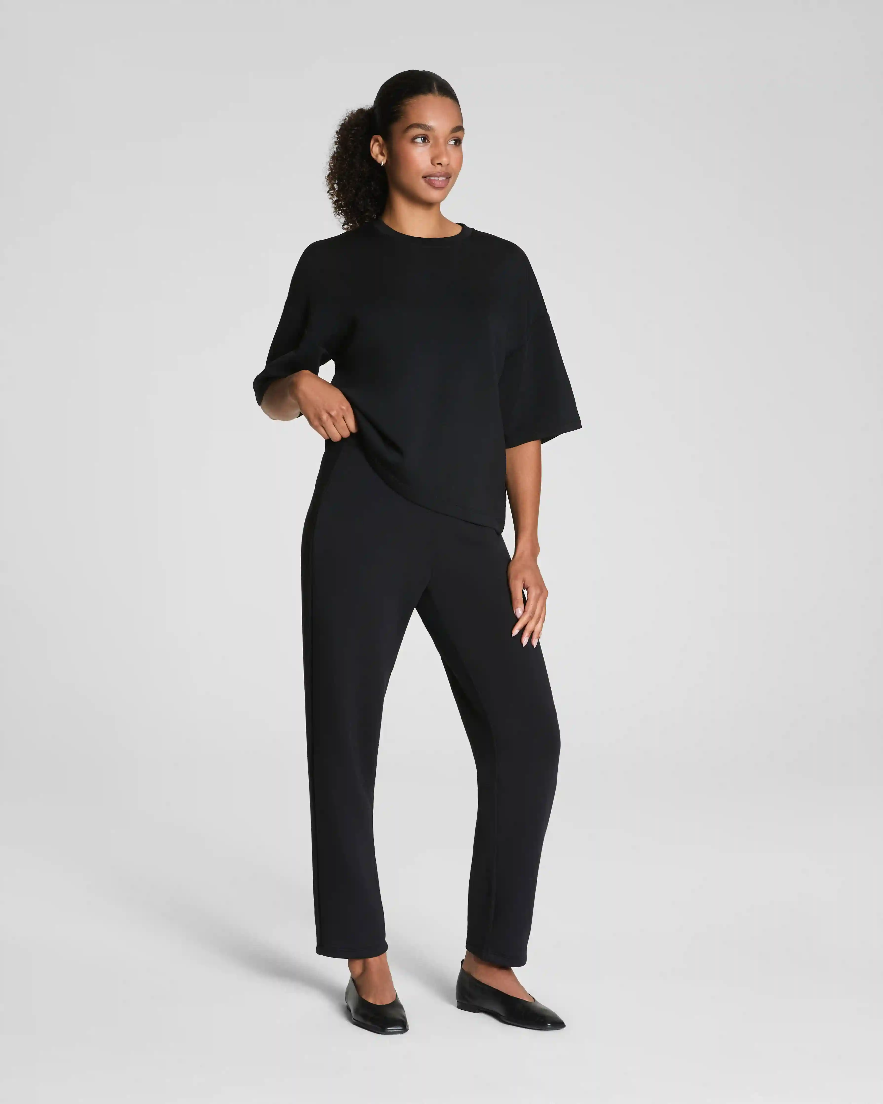 SPANX AirEssentials® Slim Straight Pant | Very Black