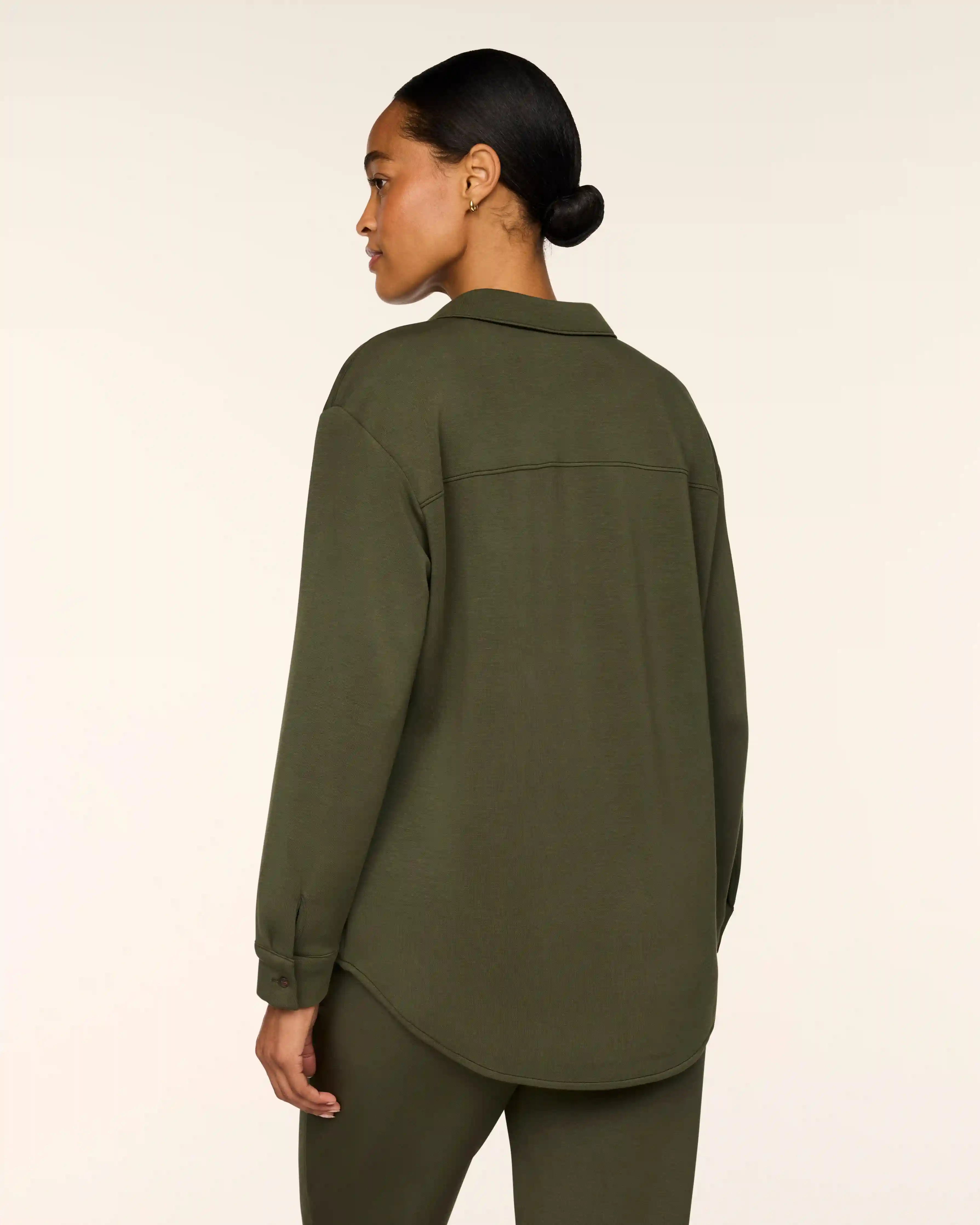 Alternative view of SPANX AirEssentials® Oversized Button Down | Monstera
