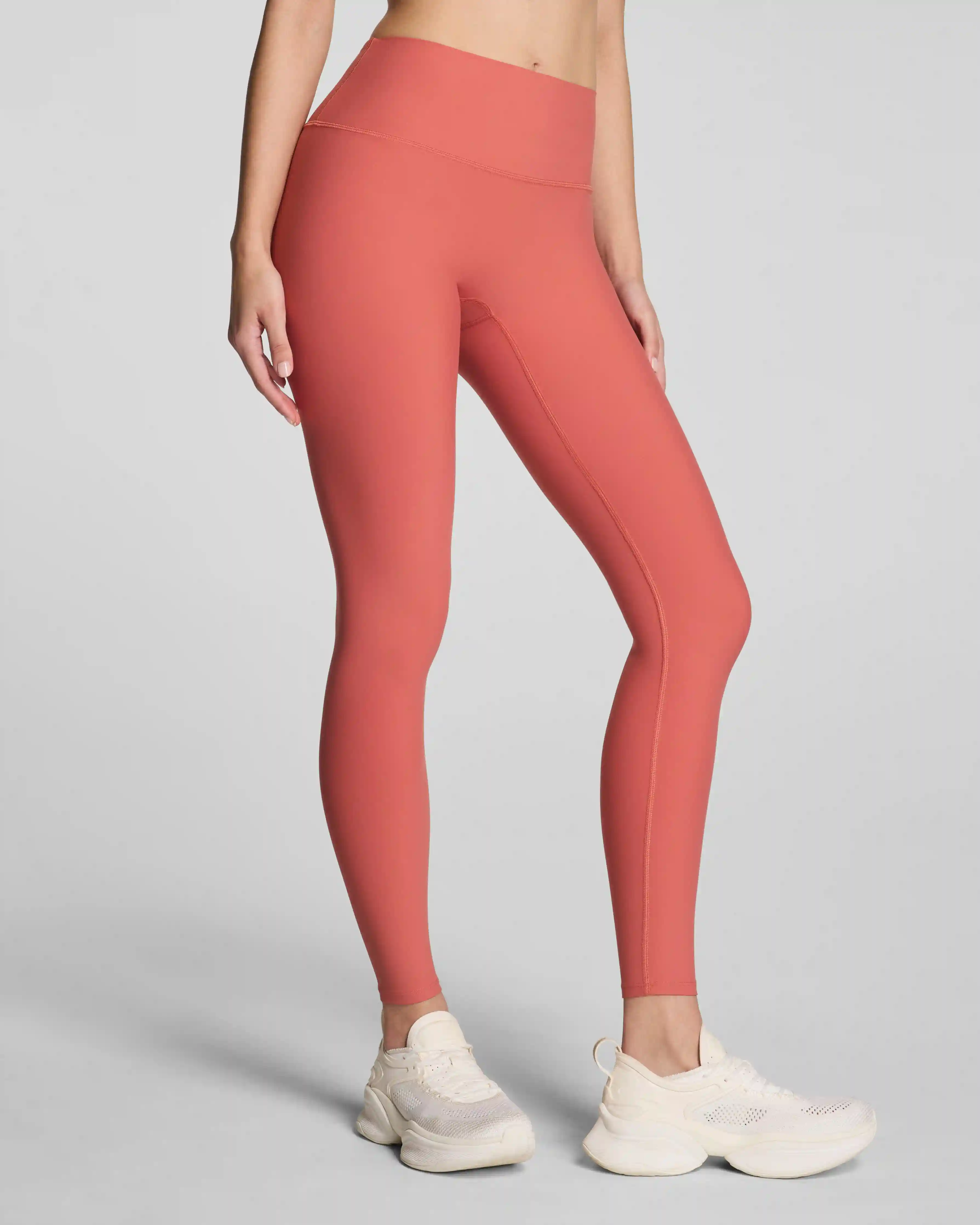 Alternative view of SPANXsmooth®  OnForm Full-Length Leggings | Clay