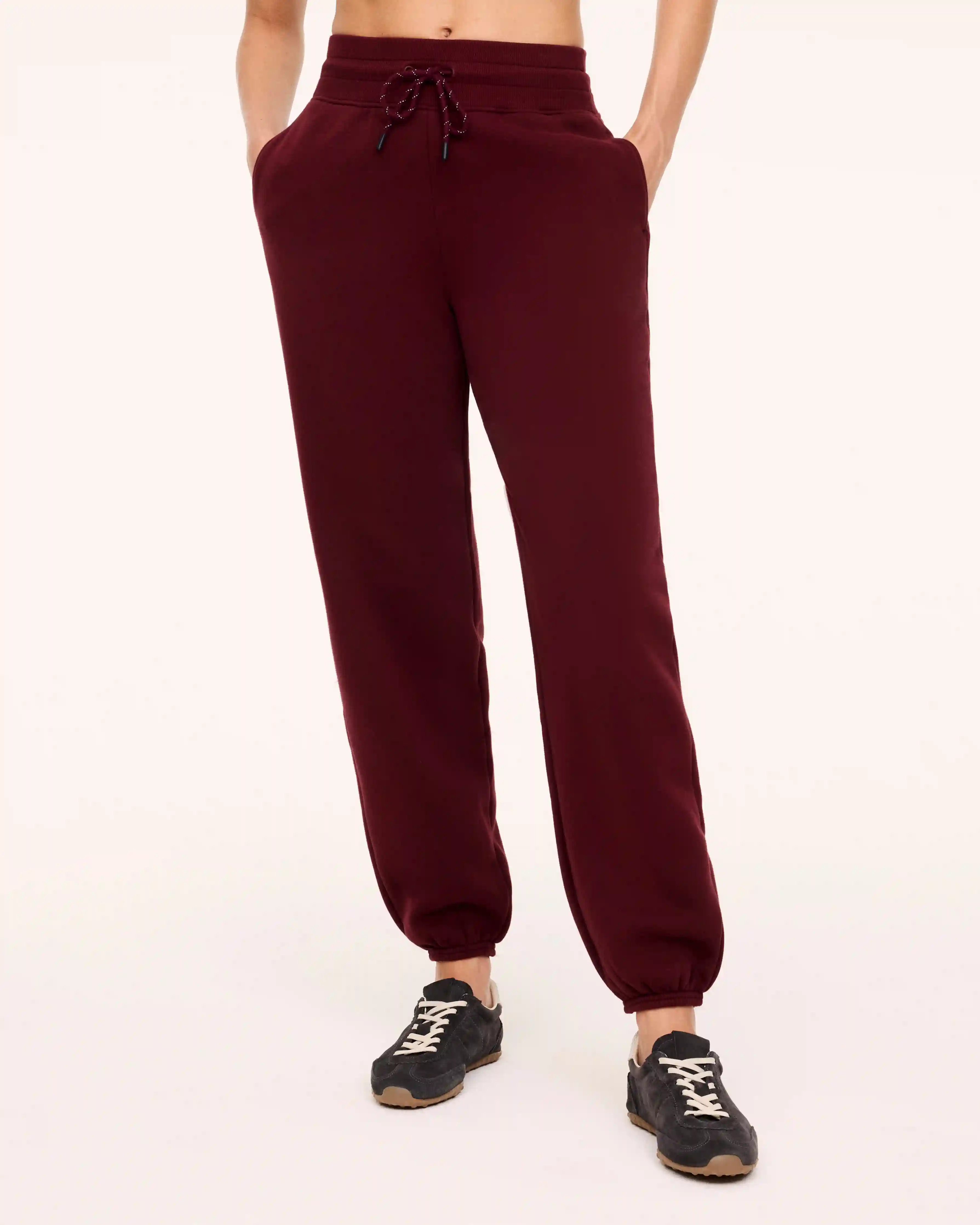 Alternative view of SPANX® BoostUp Cotton Fleece Jogger | Vino