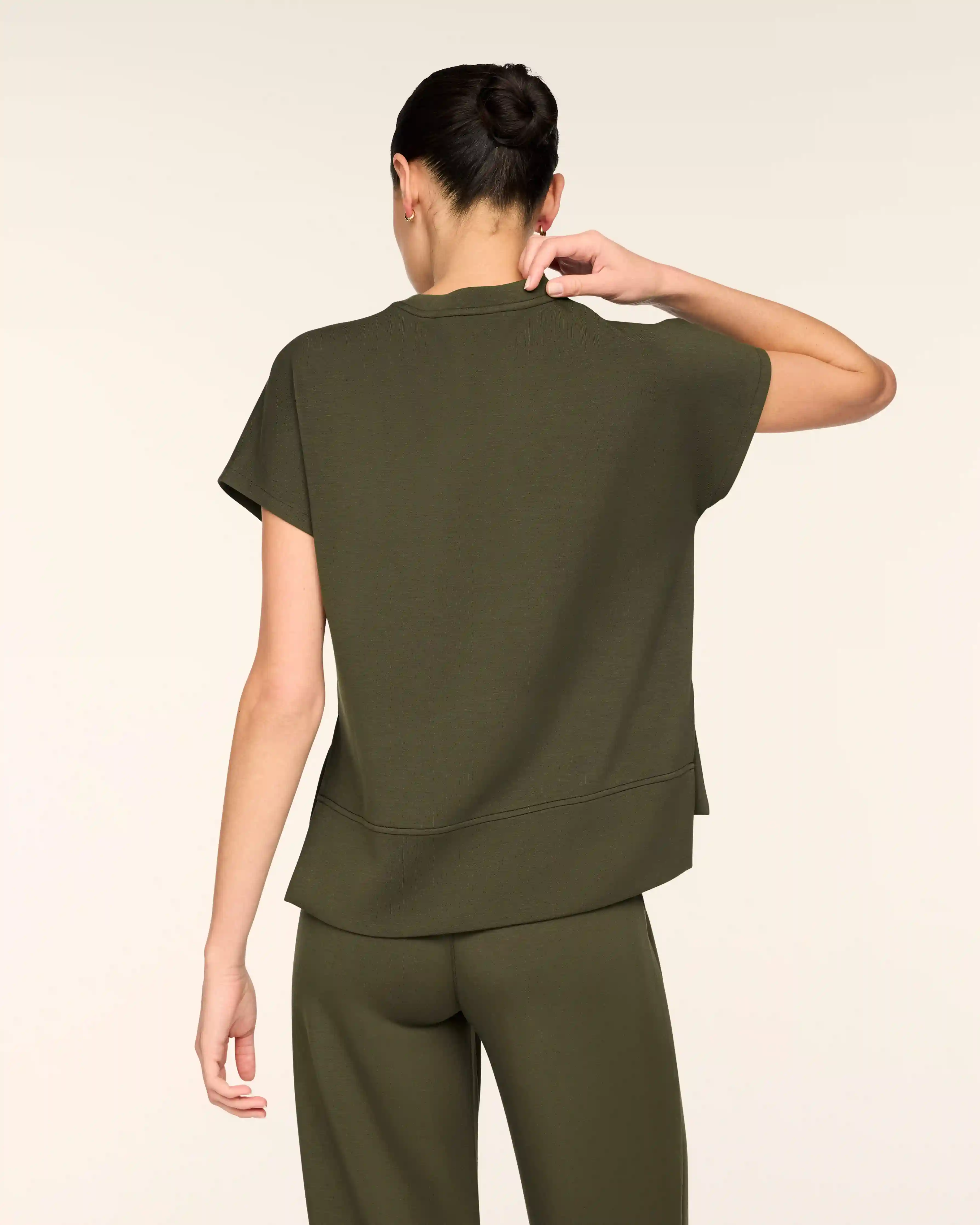 Alternative view of SPANX AirEssentials® Crewneck Tee | Monstera