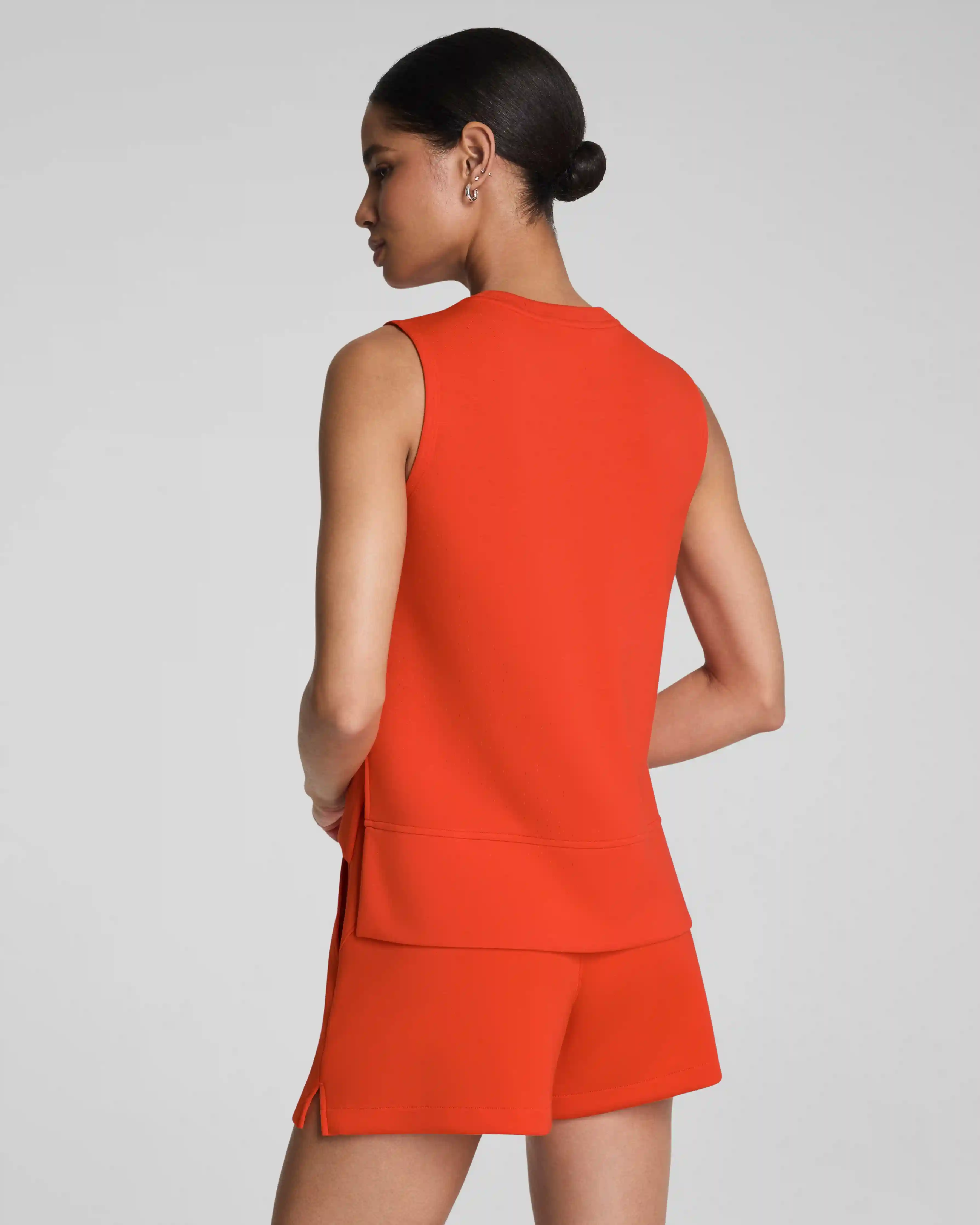Alternative view of SPANX AirEssentials® Crewneck Tank | Sunset Coral