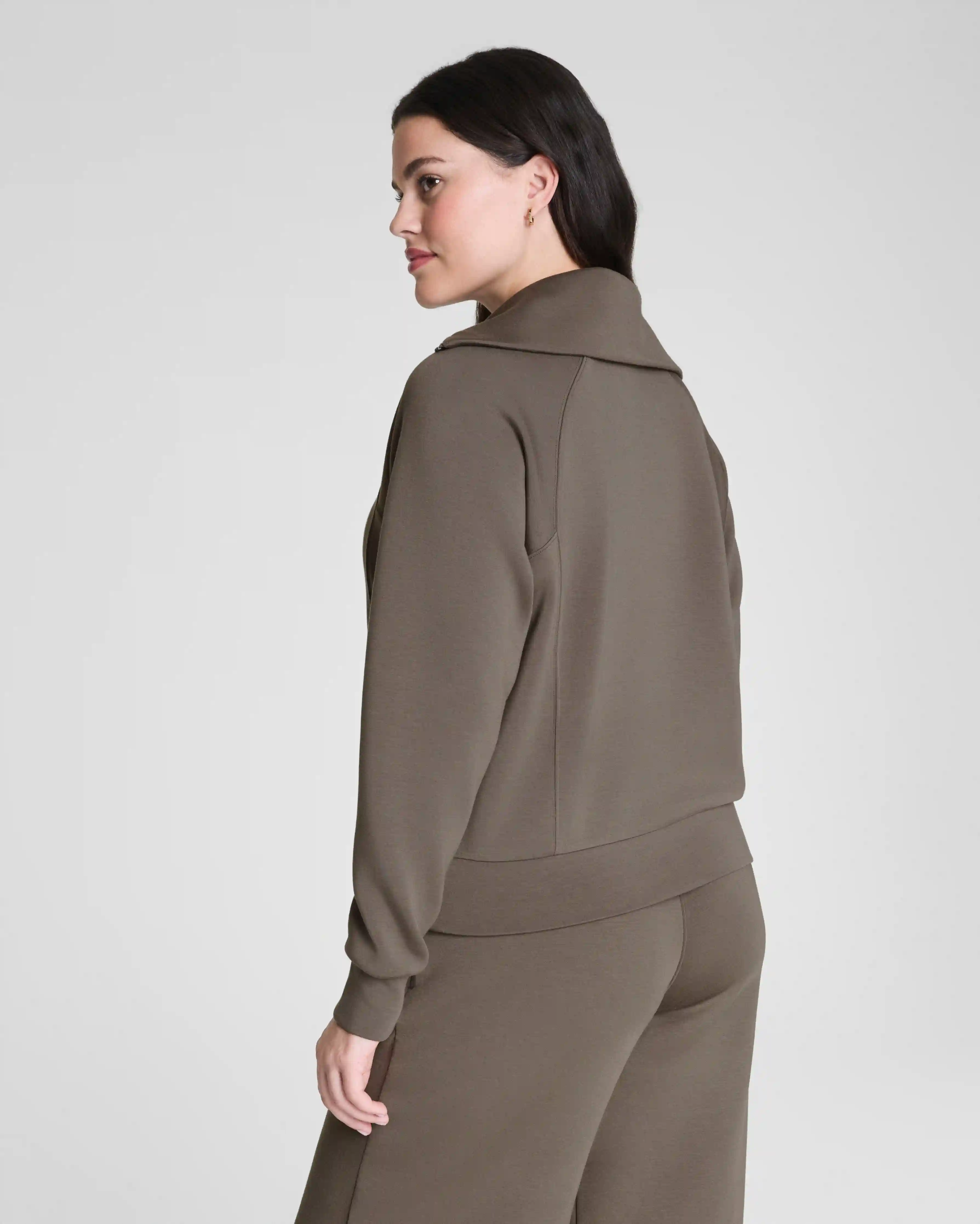 Alternative view of SPANX AirEssentials® Half Zip | Mineral