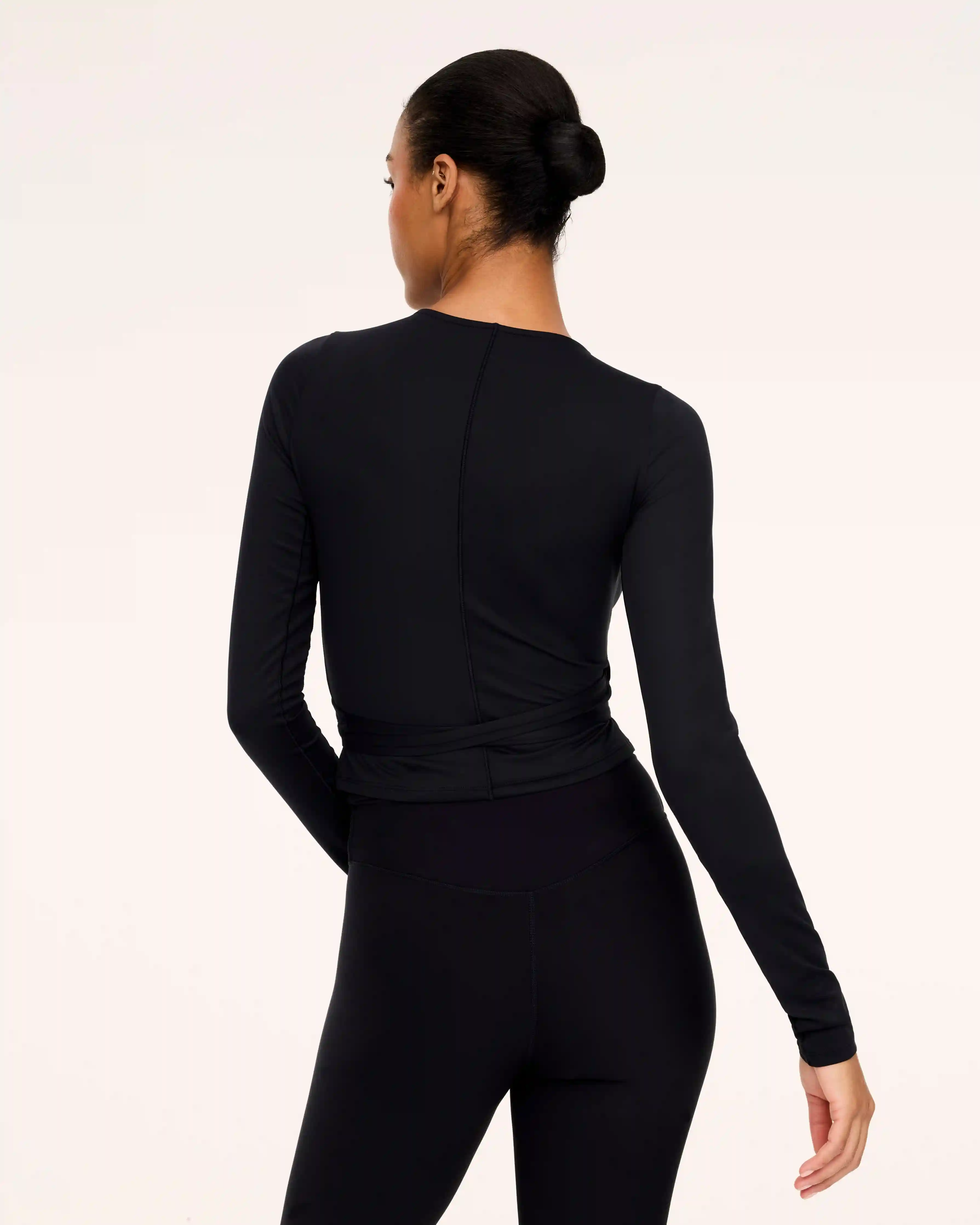 Alternative view of SPANX® OnForm Ballet Wrap Top | Very Black
