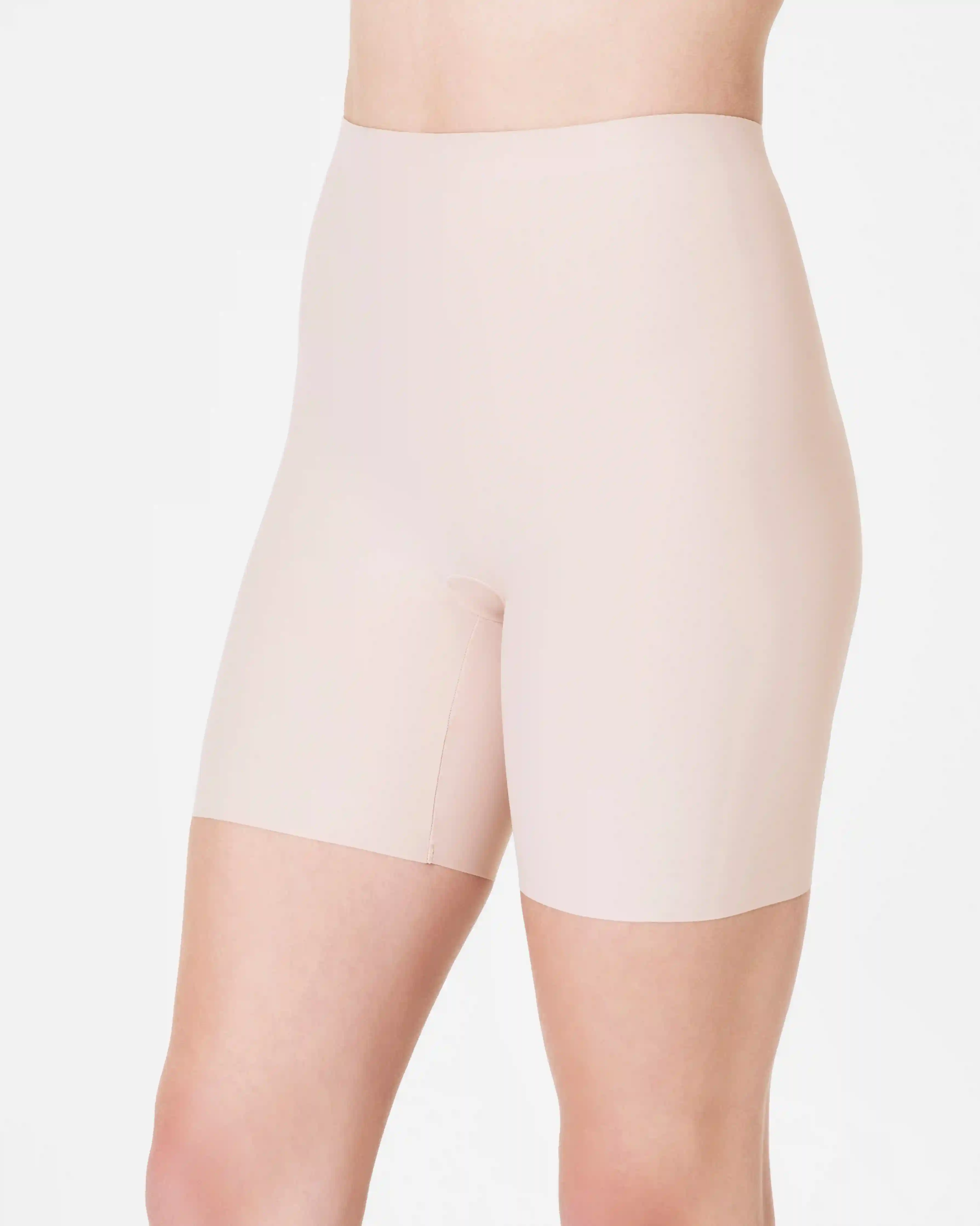 SPANXsupersmooth®  Essential Mid-Thigh Short | Champagne Beige