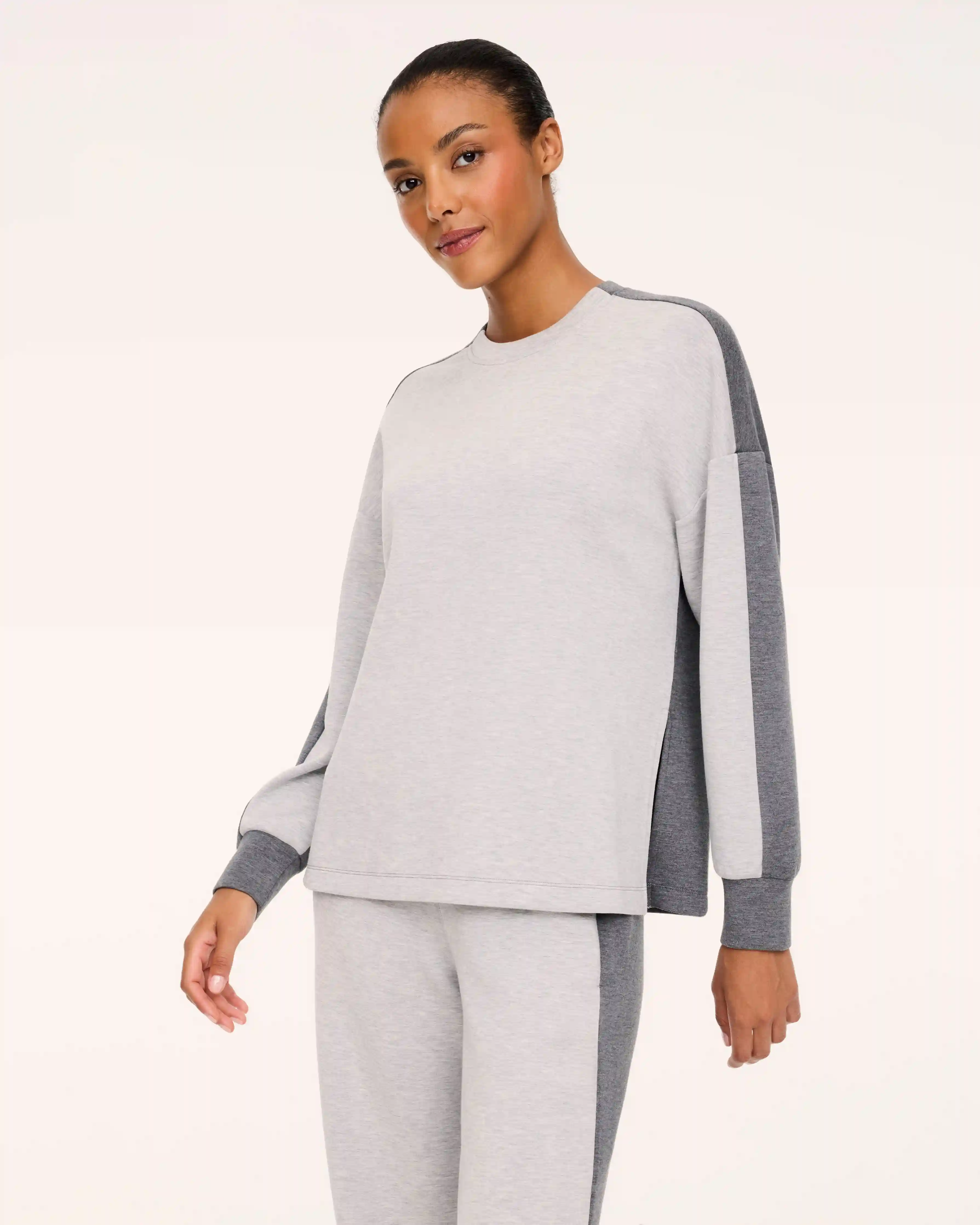 SPANX AirEssentials® Colorblock Tunic | Light Basalt Heather/Grey Fog Heather