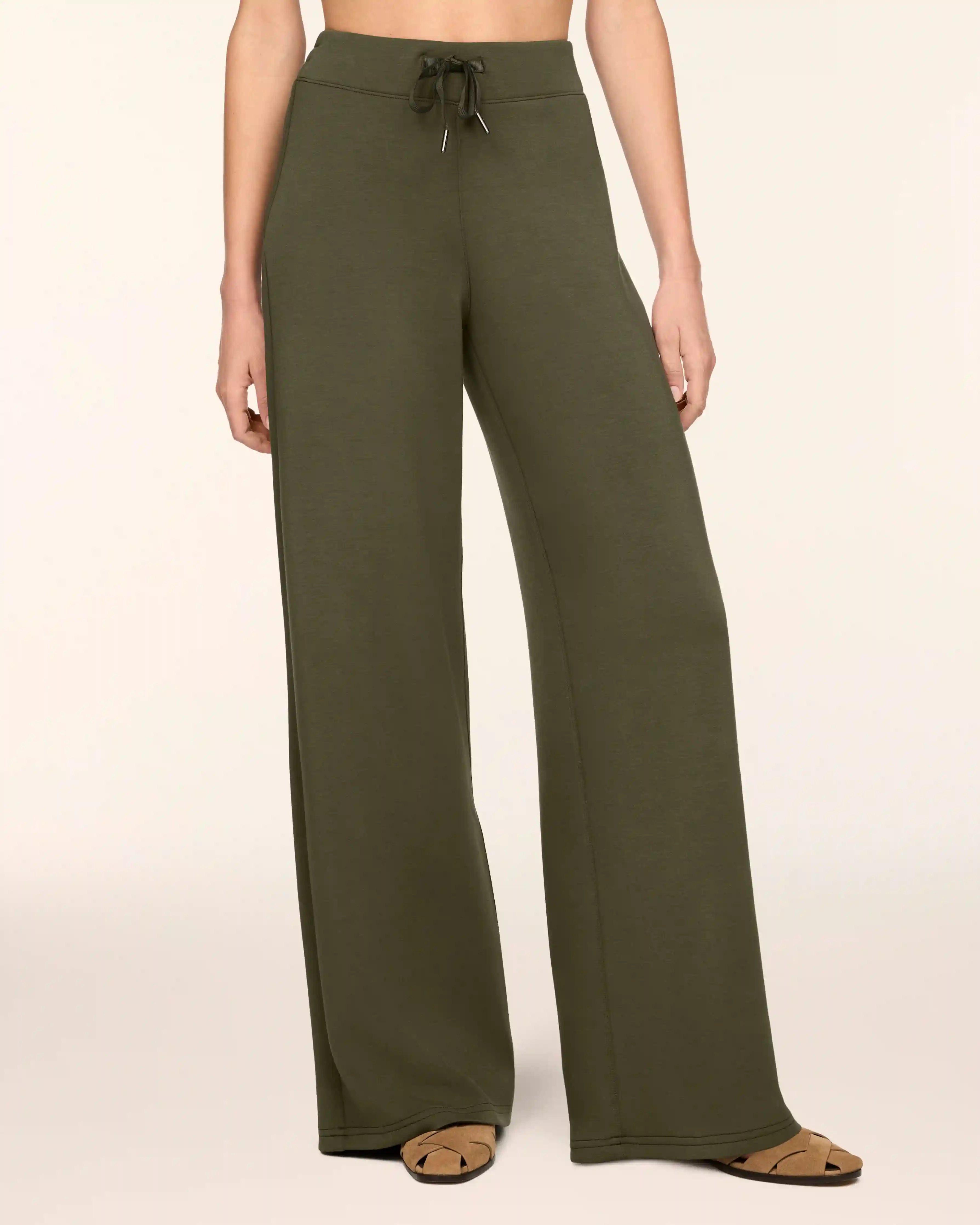 Alternative view of SPANX AirEssentials® Wide Leg Pant | Monstera