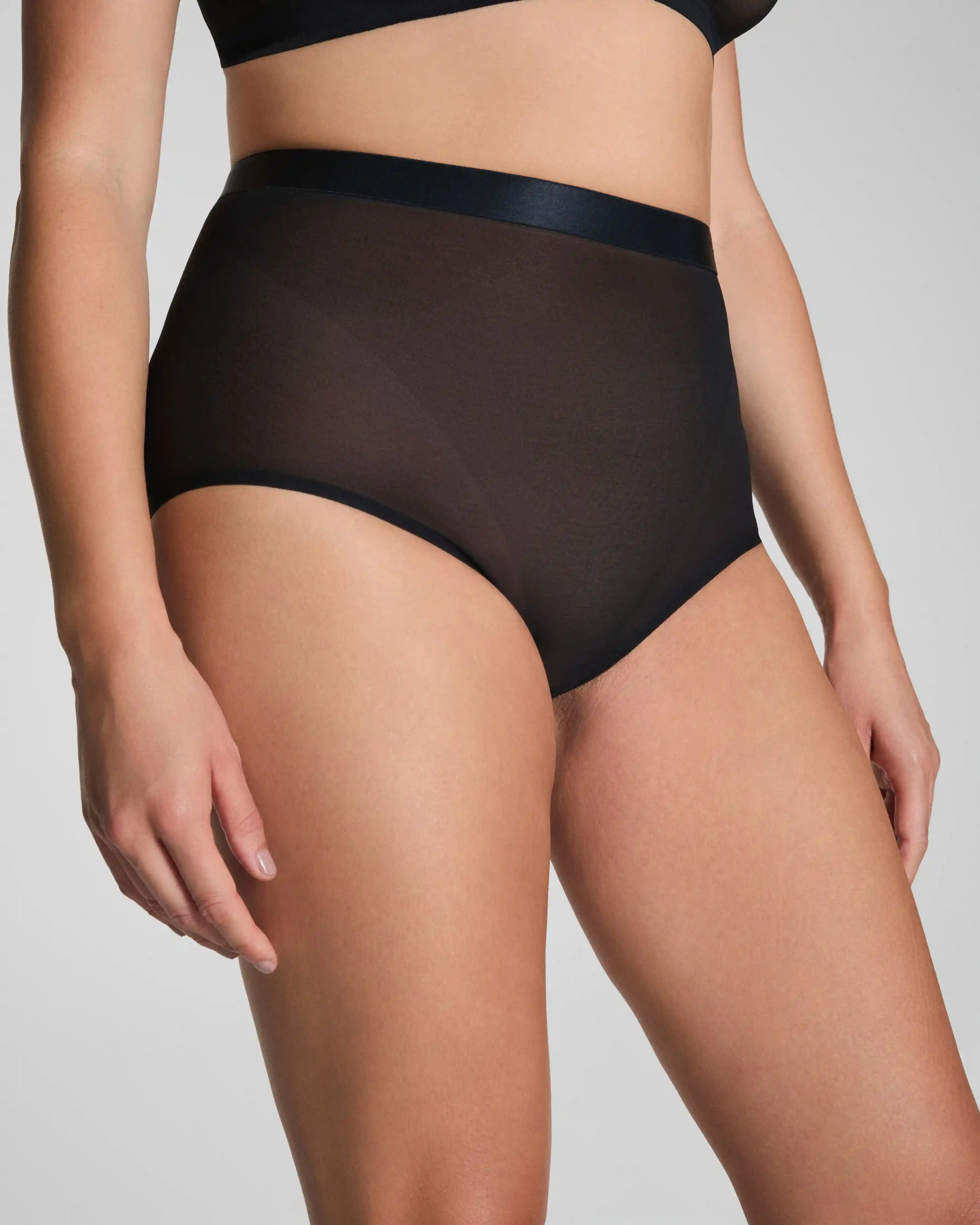 SPANXsupersmooth®  SheerSense Cheeky Hipster | Very Black