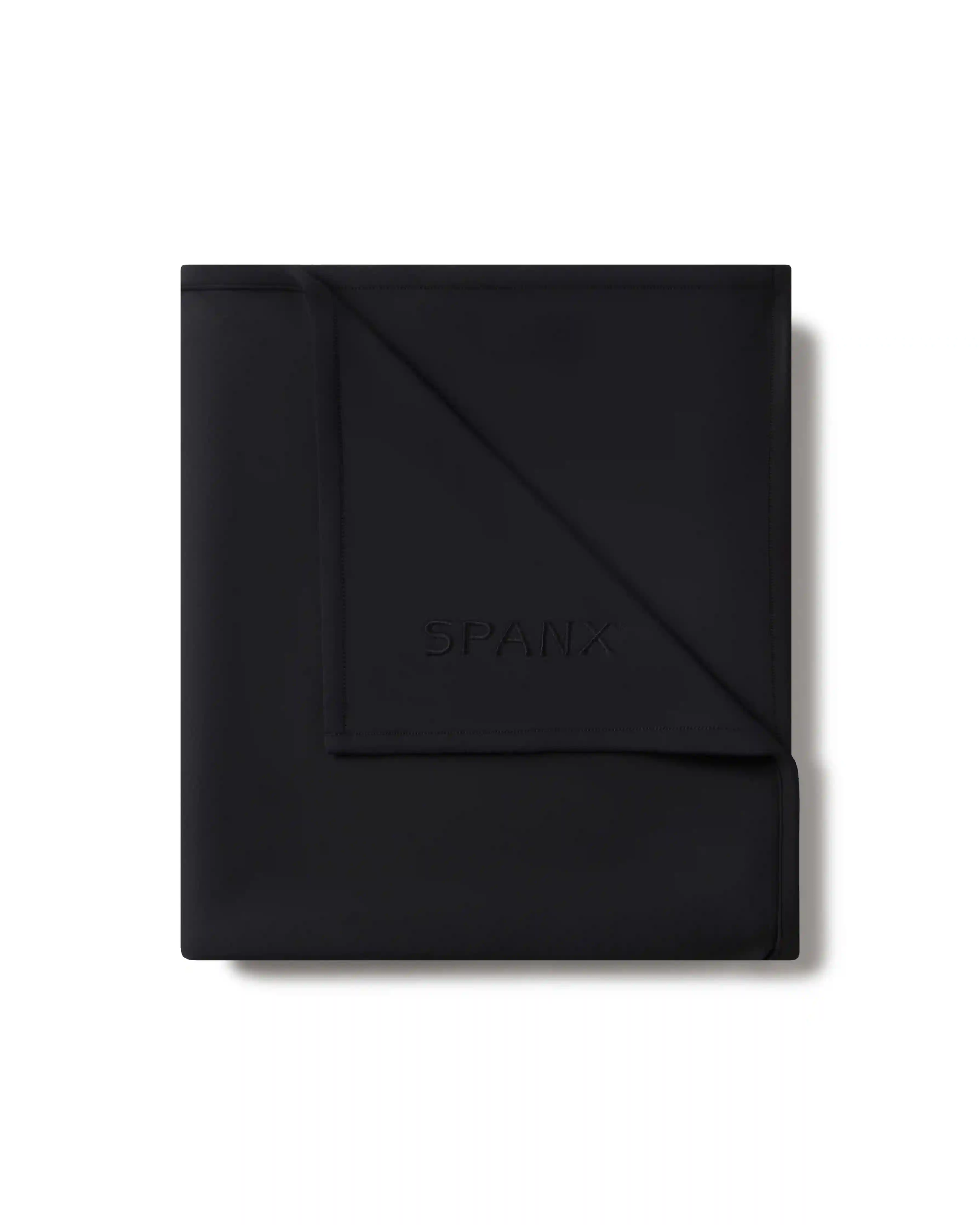SPANX AirEssentials® Blanket | Very Black