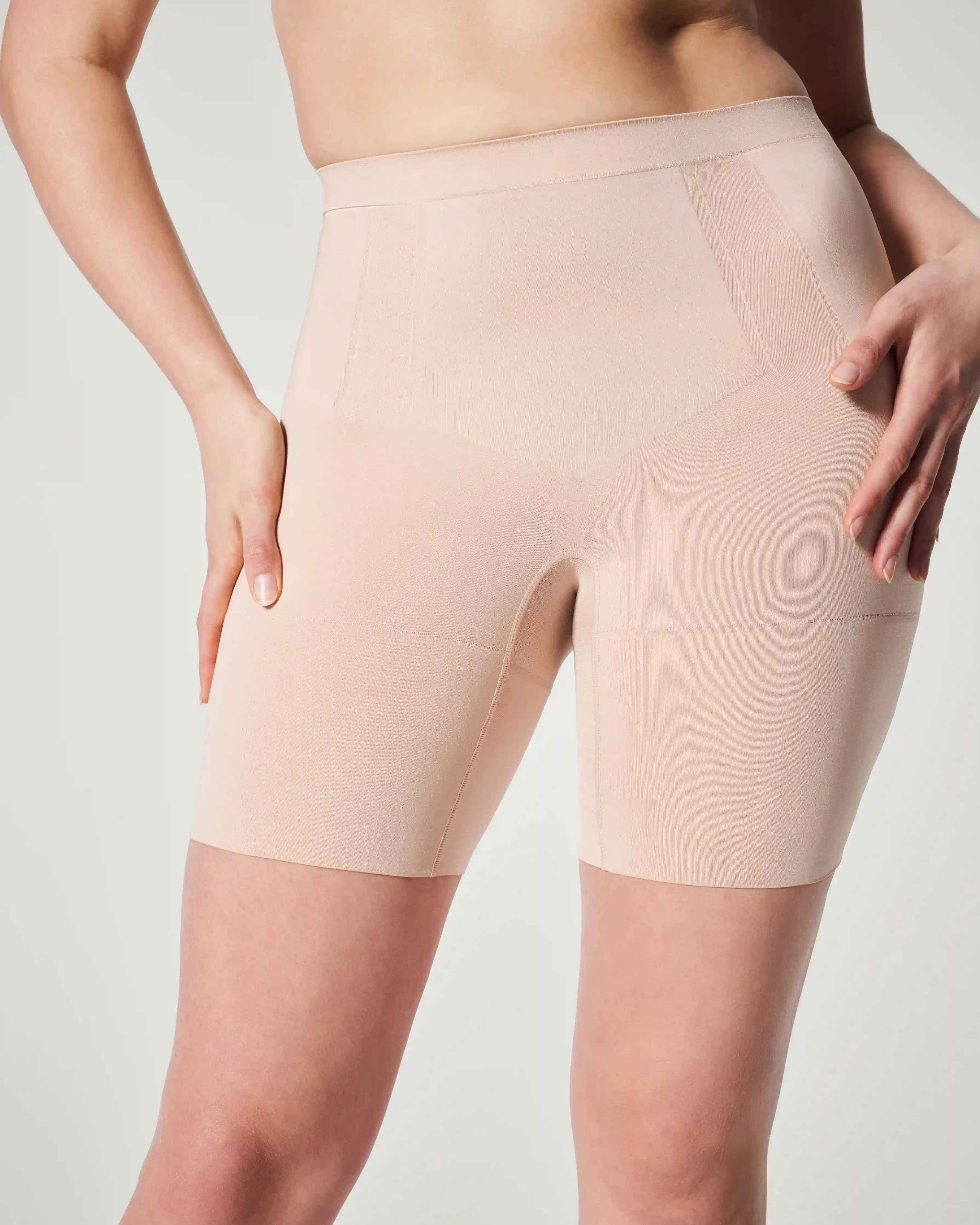 Alternative view of SPANXsculpt®  OnCore Mid-Thigh Short | Soft Nude