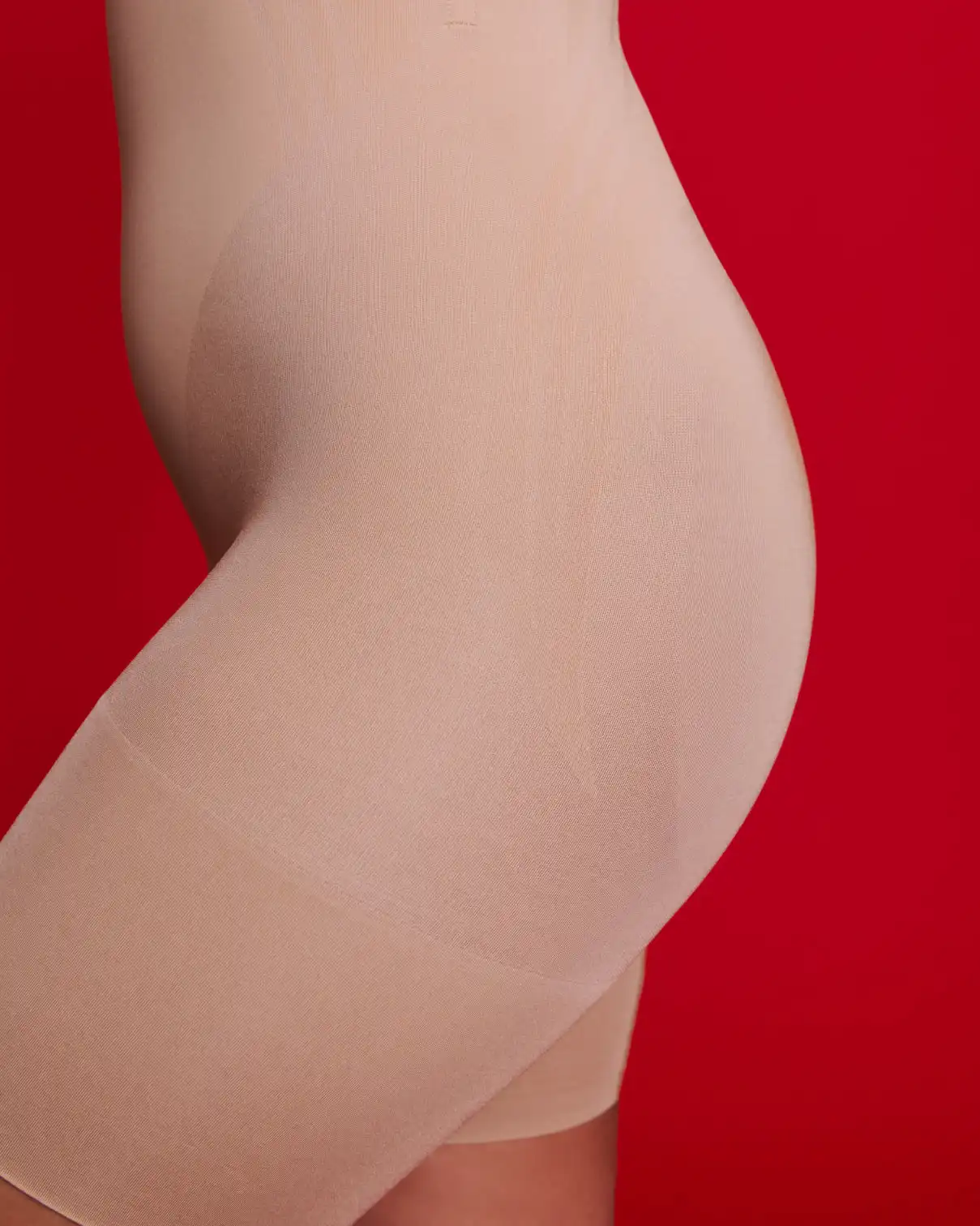 Alternative view of SPANXsculpt®  GoFigure High-Waisted Mid-Thigh Short | Chai